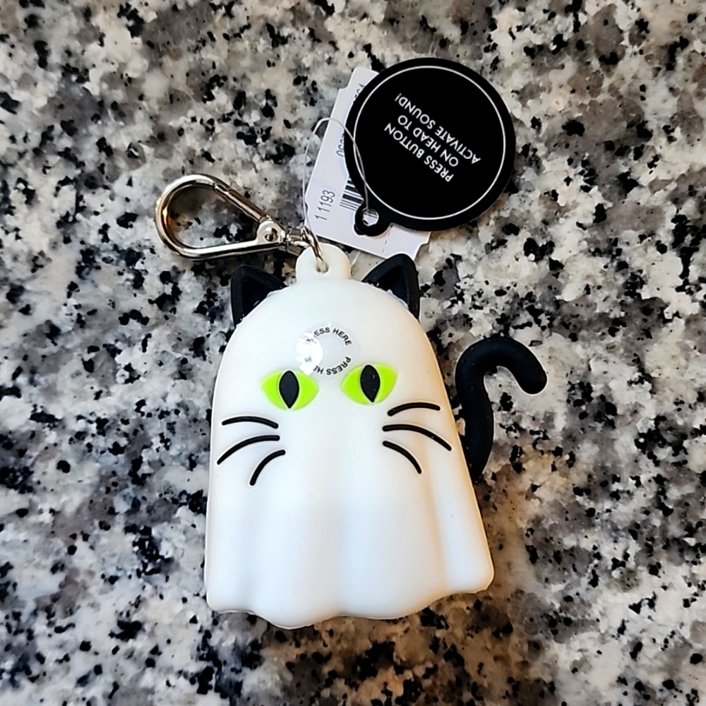 BBW Halloween Ghost kitty pocketbac holder. Makes Sound. NWT